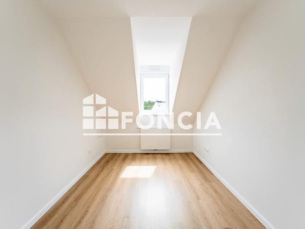 Location Appartement 4 pièces 66.65 m² - 17 RUE DU GENERAL UHRICH Strasbourg 67000