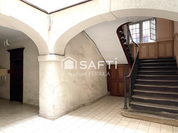 Grand appartement bourgeois T6 , hypercentre