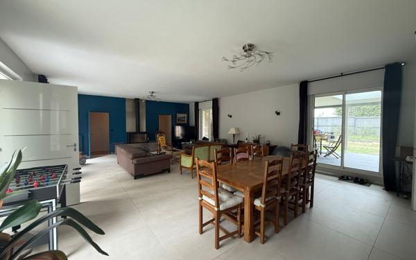 Maison à vendre    5 pièces • 192 m2 Guérande