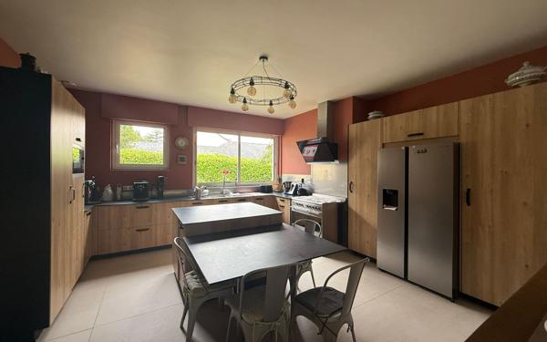 Maison à vendre    5 pièces • 192 m2 Guérande