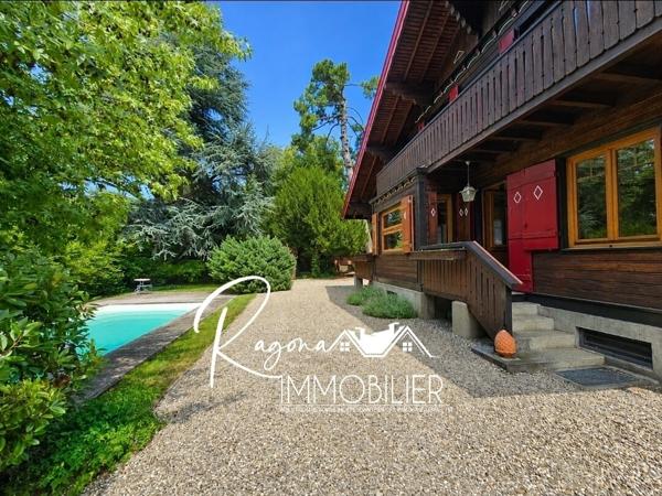 Mulhouse Rebberg Chalet de caractère, piscine et écrin de verdure