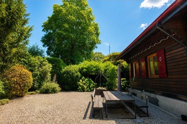 Mulhouse Rebberg Chalet de caractère, piscine et écrin de verdure