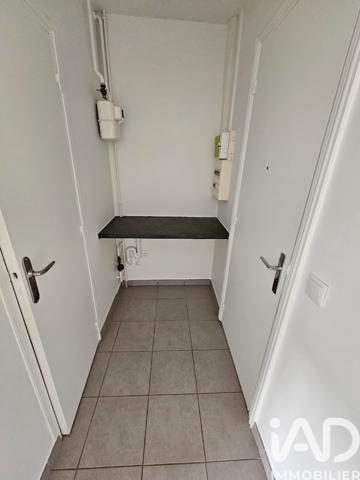 Location appartement 3 pièces 47 m² Maisons-Alfort