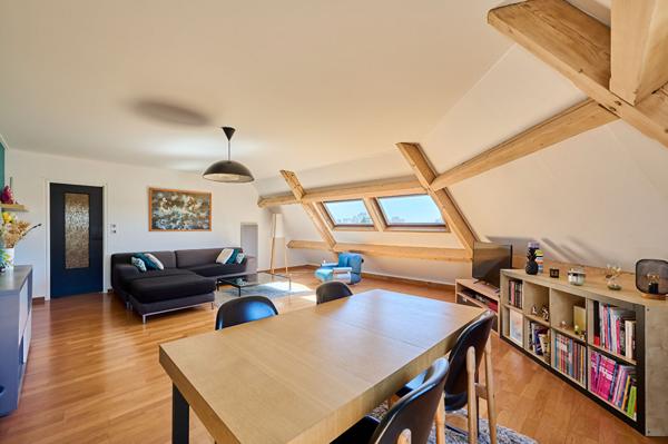 Appartement Dijon 5 pièce(s) 123m2 dernier étage avec ascenseur