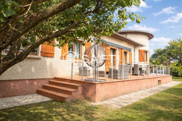 Maison T4/5 sur 1654 m² de terrain.