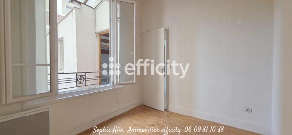 Appartement
         2 pièces
        - 42 m² Exclusivité 290 000 € *