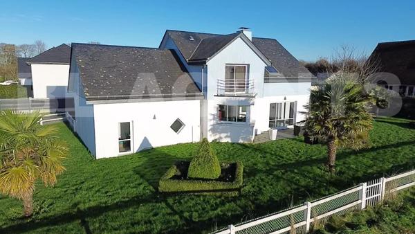 maison/villa 5 pièce(s) 162 m2