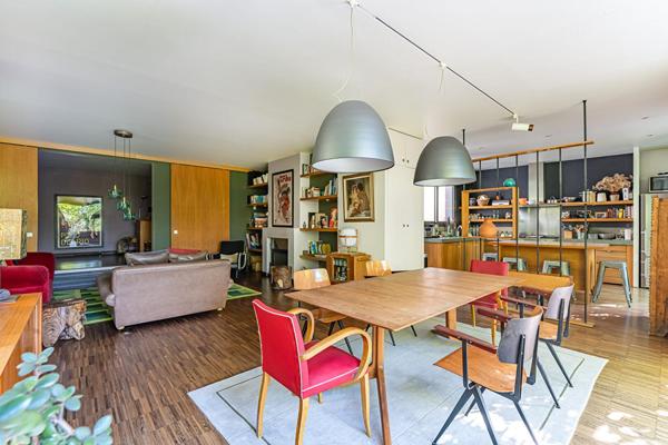 Maison de famille réinventée et son jardin secret dans le très prisé quartier Brancas