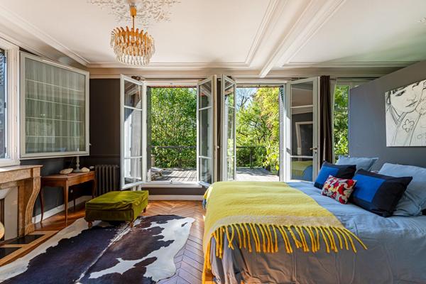 Maison de famille réinventée et son jardin secret dans le très prisé quartier Brancas