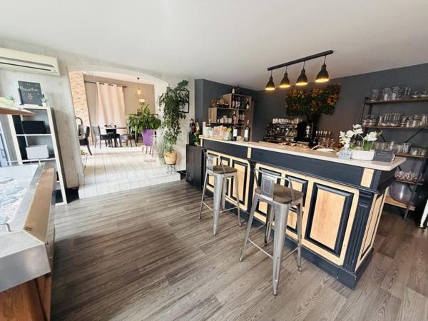 Immeuble à vendre |  La Roche-Chalais |  508 m²