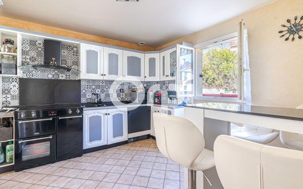 Maison à vendre    4 pièces • 85,95 m2 Vitry-sur-Seine