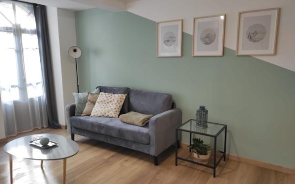 Immeuble à vendre    12 pièces •  Castelnaudary