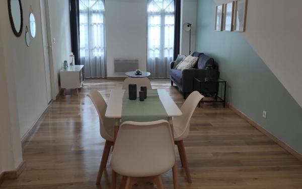 Immeuble à vendre    12 pièces •  Castelnaudary