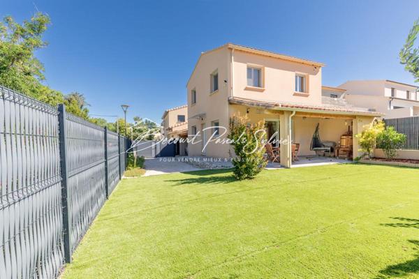 Maison récente 2023 avec garage XXL de 47 m² et mezzanine de 40 m²