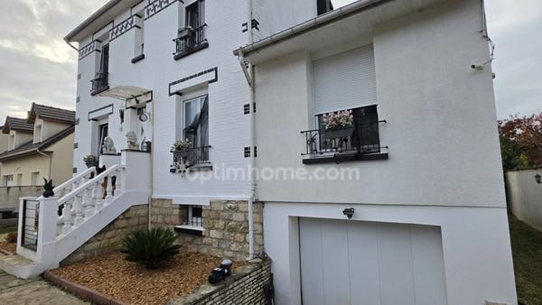 CHENNEVIERES SUR MARNE - Maison familiale avec piscine, sous-sol total et nombreuses dépendances – 187m²