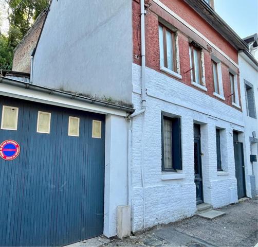 Maison de ville 3 chambres possibilité 5 avec garage