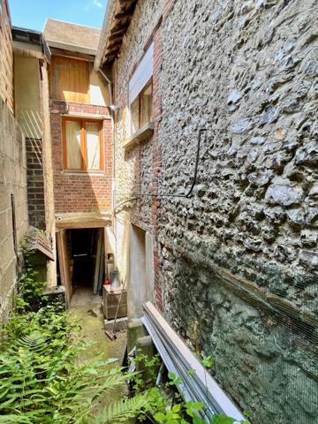 Maison de ville 3 chambres possibilité 5 avec garage