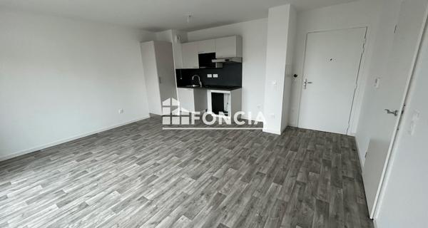 Location Appartement 2 pièces 45.44 m² - Corbeil-essonnes 91100