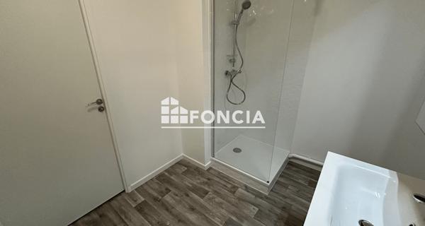 Location Appartement 2 pièces 45.44 m² - Corbeil-essonnes 91100