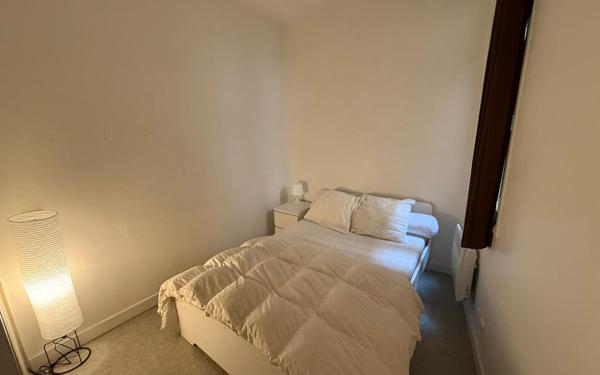 Appartement à louer    2 pièces •  Bordeaux