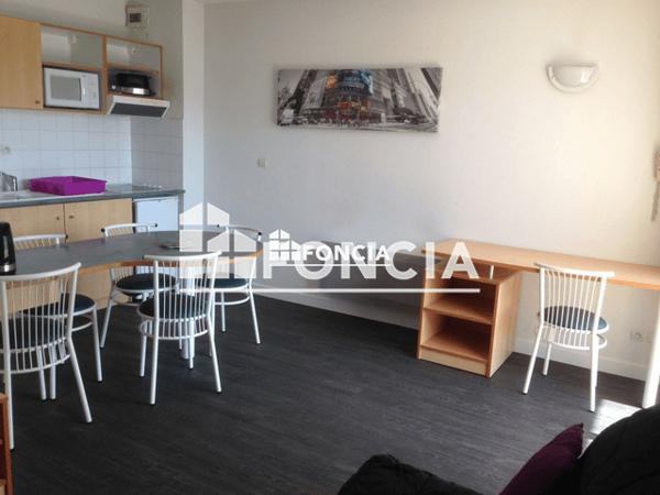 Location Appartement meublé 3 pièces 38.88 m² - 6 RUE DE LA SOLE La Rochelle 17000