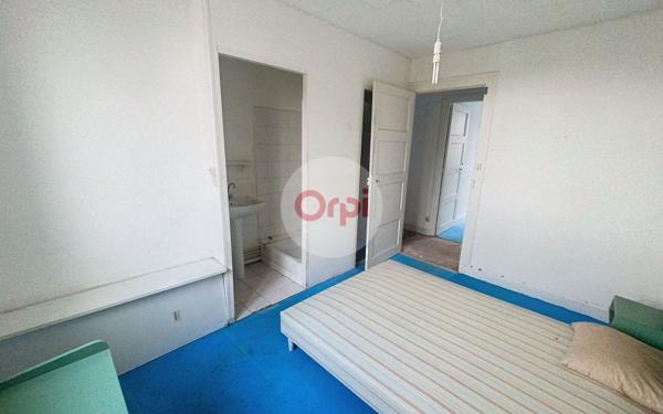 Maison à vendre    9 pièces •  Questembert