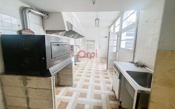 Maison à vendre    9 pièces •  Questembert