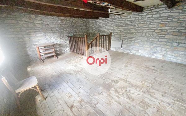 Maison à vendre    9 pièces •  Questembert