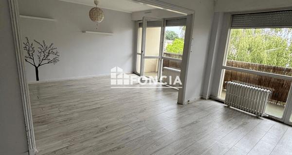 À vendre Appartement 4 pièces 80 m² - Evry 91000