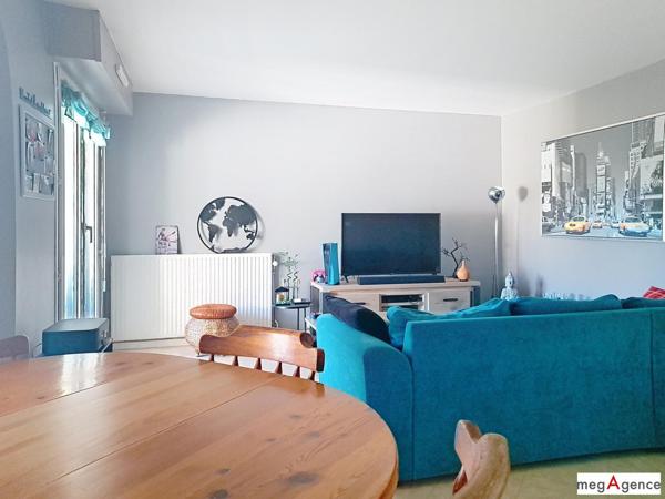 Appartement à REZE, 44400 - 3 pièces 70m²
