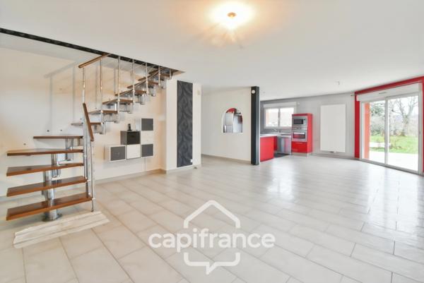 Maison à vendre 5 pièces proche de LONS LE SAUNIER (39)