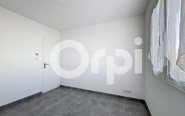 Maison à louer    4 pièces •  Labarthe-Rivière