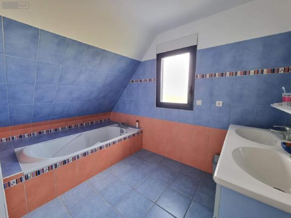 Maison à vendre à La Forêt-Fouesnant dans le Finistère (29940), ref : 008/1328