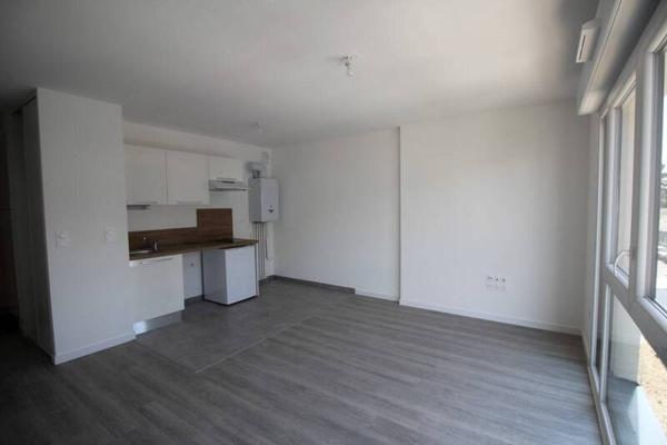 Appartement 2 pièces                                        - 44220 Couëron - CENTRE VILLE Réf : 12626