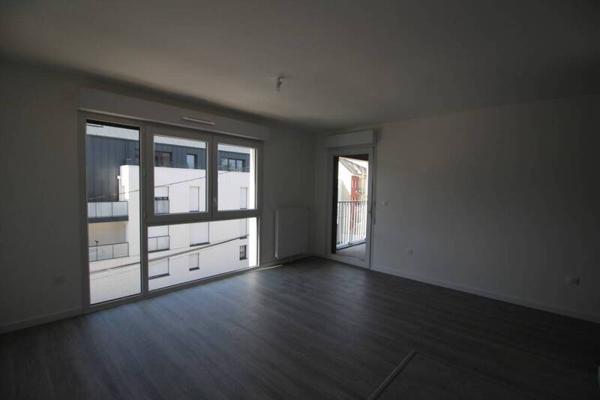Appartement 2 pièces                                        - 44220 Couëron - CENTRE VILLE Réf : 12626