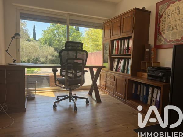 Maison à vendre 7 pièces 182 m² Pélissanne