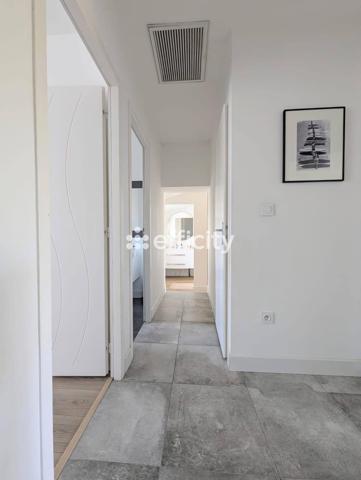 Maison
         6 pièces
        - 120 m² 549 900 € *