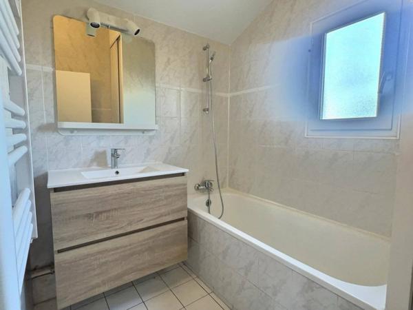 2 pièces Adamville, refait à neuf