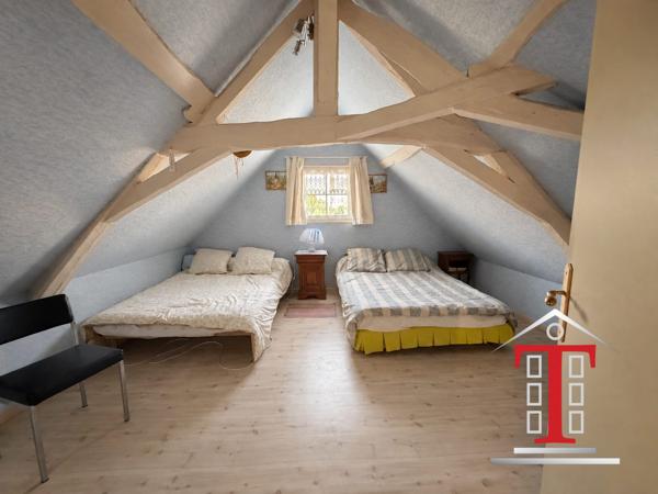 BEAUFORT EN ANJOU - MAISON ANCIENNE RÉNOVÉE