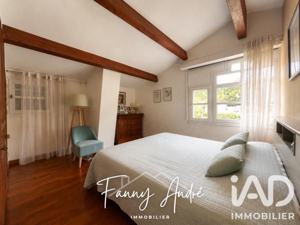 Maison à vendre 7 pièces 165 m² Le Castellet