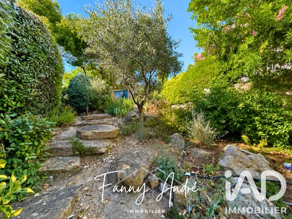 Maison à vendre 7 pièces 165 m² Le Castellet