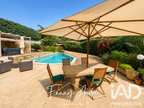 Maison à vendre 7 pièces 165 m² Le Castellet