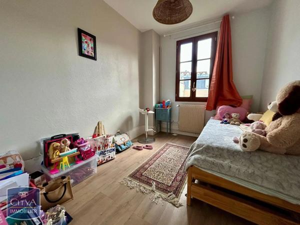 Appartement à louer 3 pièces 68m² Rambouillet (78120)