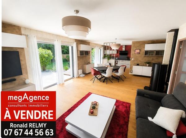 Maison à SAINT-JULIEN-DES-LANDES, 85150 - 5 pièces 110m²