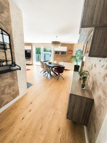Maison à SAINT-JULIEN-DES-LANDES, 85150 - 5 pièces 110m²