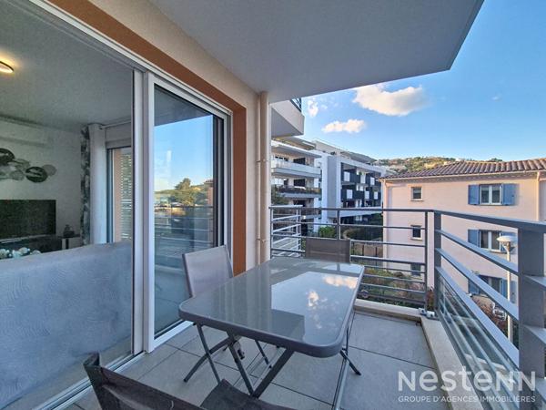 Appartement Cavalaire-sur-mer 2 pièce(s) 43 m2 avec terrasse et balcon proche de BONPORTEAU