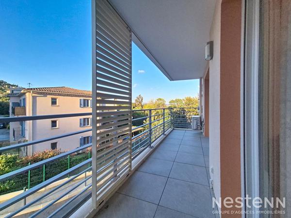 Appartement Cavalaire-sur-mer 2 pièce(s) 43 m2 avec terrasse et balcon proche de BONPORTEAU