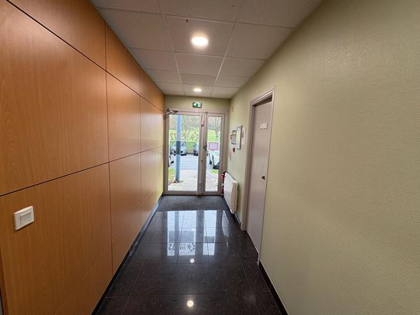 Exclusivité Zambon Entreprises Bureaux 217 m² Zone de la Martinière Idéal Professions Libérales , Sable sur sarthe Exclusivité Zambon Entreprises Bureaux 217 m² Zone de la Martinière Idéal Professions Libérales , Sable sur sarthe