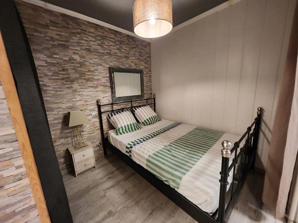 EXCLUSIVITE EN LOCATION APPARTEMENT DE PLAIN PIED DE 29.25M² AVEC COIN CHAMBRE - TERRASSES - PARKINGS - TERRAIN