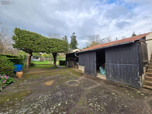 Maison de ville à vendre à Redon en Ille-et-Vilaine (35600), ref : 143/261M